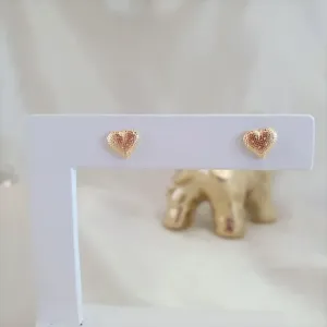 Brinco coração com textura fosca