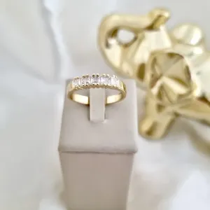 Anel aparador 5 zircônias quadradas