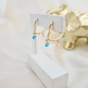 Brinco argola coração com cristais coloridos
