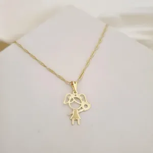 Colar pingente menina laço no cabelo e coração