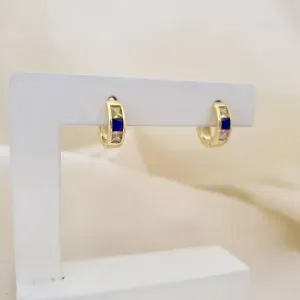 Brinco argola click zirconias coloridas (amarelo, azul, rosa)