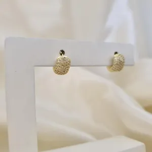Brinco argola click cravejada zirconia 1cm x 6mm