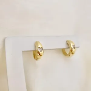 Brinco argola click coracao zirconia