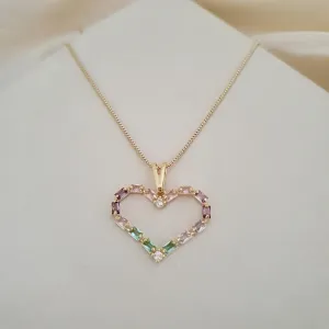 Colar pingente coraçao zirconias coloridas (verde, lilas, rosa)
