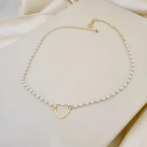 Choker perolas e coracao