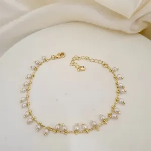 Pulseira pingentes mini perolas