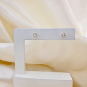 Brinco ponto de luz zirconia 4mm