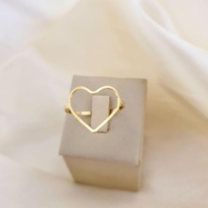 Anel coraçao vazado