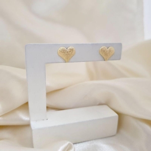 Brinco coração fosco