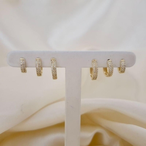 Brinco trio argola click cravejada zirconia 2 fileiras