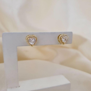 Brinco coracao zirconia contorno cravejado zirconias