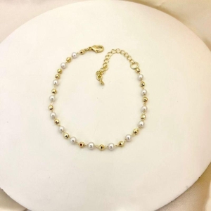 Pulseira perolas e bolinha diamantada