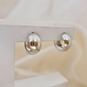 Brinco ródio argola larga 1,5cm