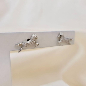 Brinco ródio cavalo cravejado zirconia