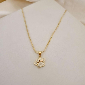 Colar pingente patinha cravejada zirconia