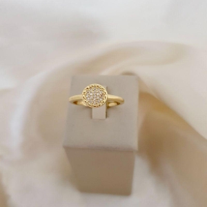 Anel chuveirinho zirconias contorno detalhe