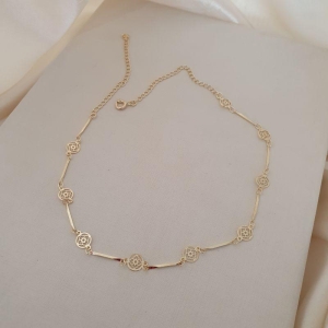 Colar choker tudo diamantado e mandala