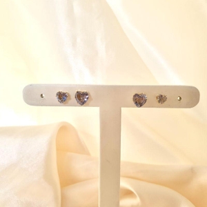 Brinco dupla zirconia coração lilás