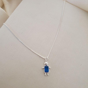 Colar prata pingente menino zirconia azul escuro