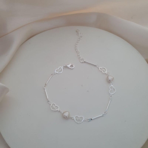 Pulseira prata coracoes perolas, amor