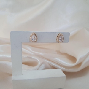 Brinco gota zirconia cravejado minizirconias
