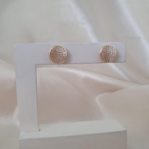 Brinco circular curvo cravejado zirconia