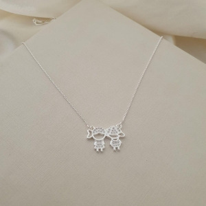 Colar prata  1 meninos e 1 menina zirconias (filhos)