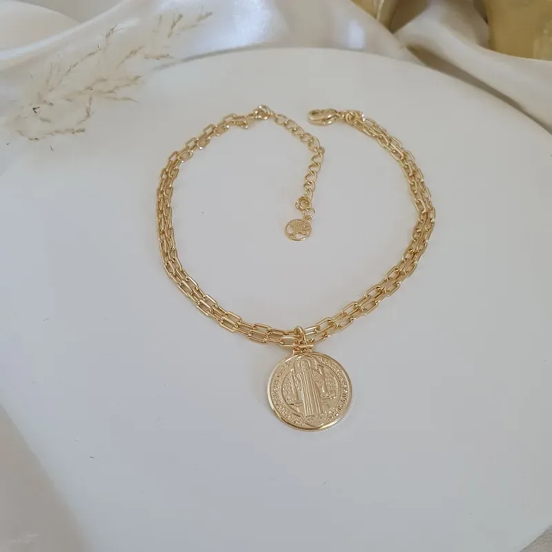 Pulseira dupla com pingente de São Bento