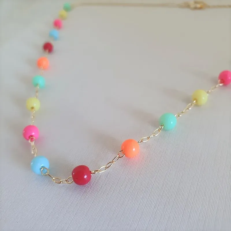 Choker com bolinhas coloridas