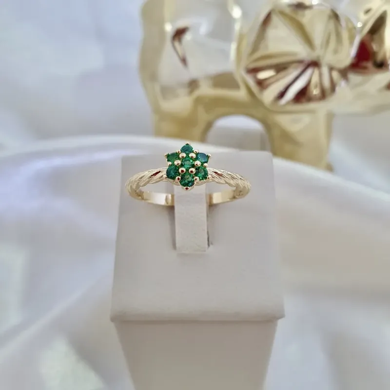 Anel flor de zircônia verde