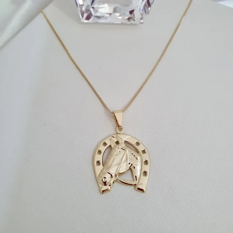 Colar cavalo e ferradura