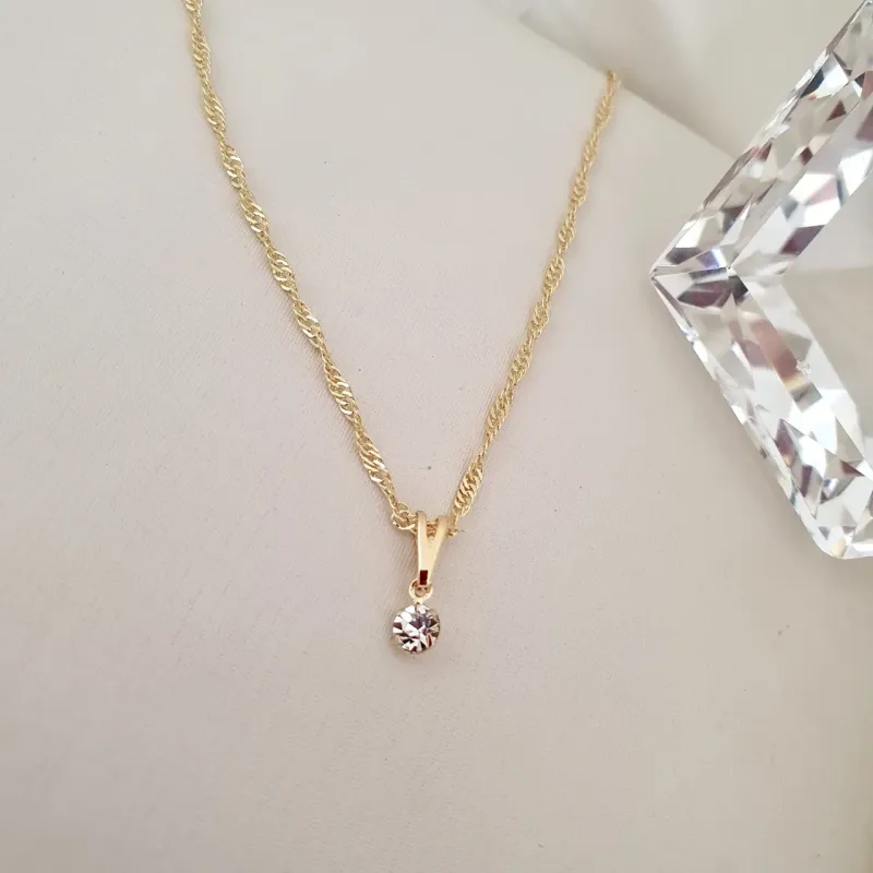 Colar com ponto de luz cristal 4mm