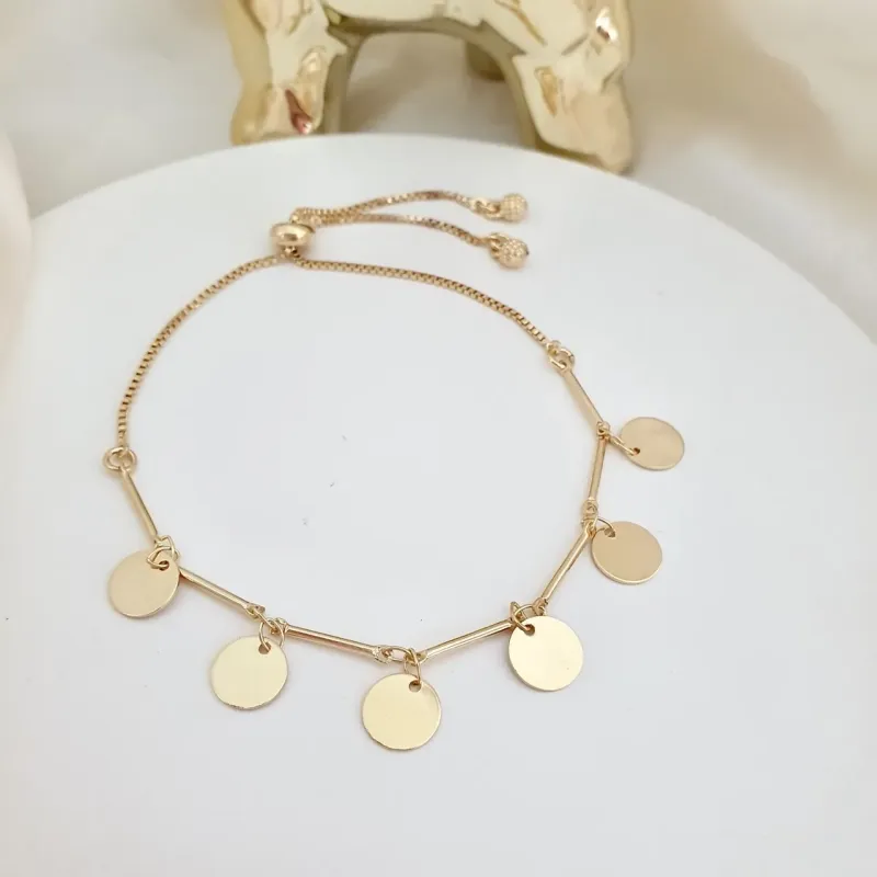 Pulseira gravatinha com medalhas