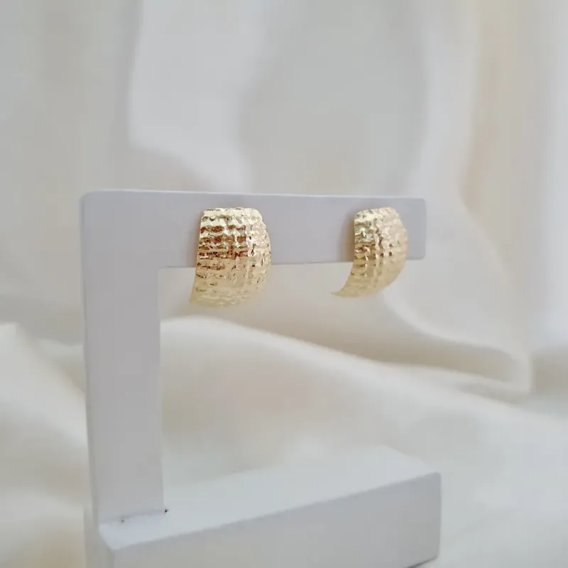 Brinco chapa diamantada (réplica ouro)