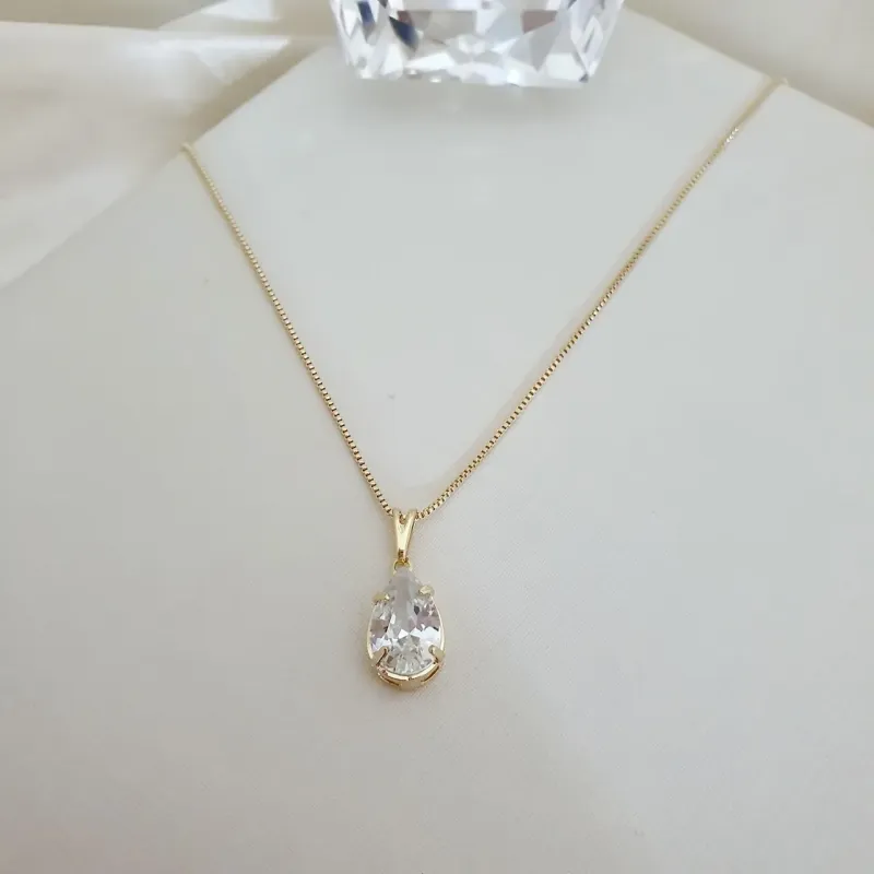 Colar ponto de luz zircônia gota 1,3cm