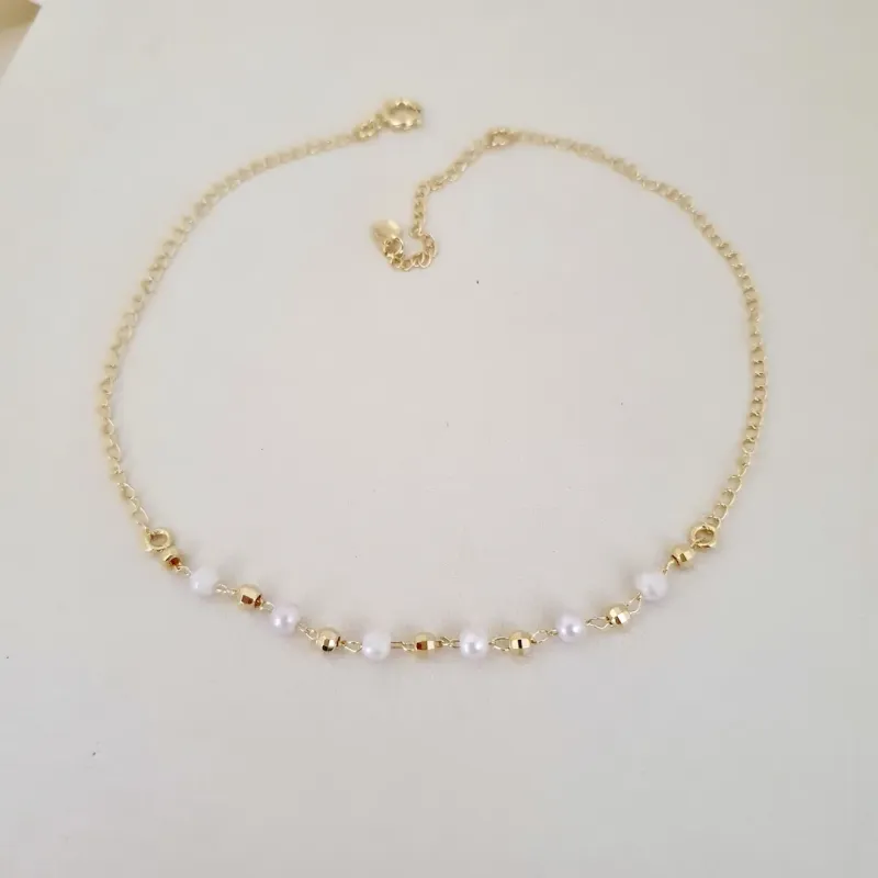 Tornozeleira pérola e bola diamantada