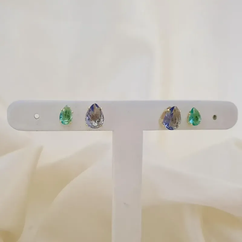 Brinco dupla zircônia gota lilás e verde