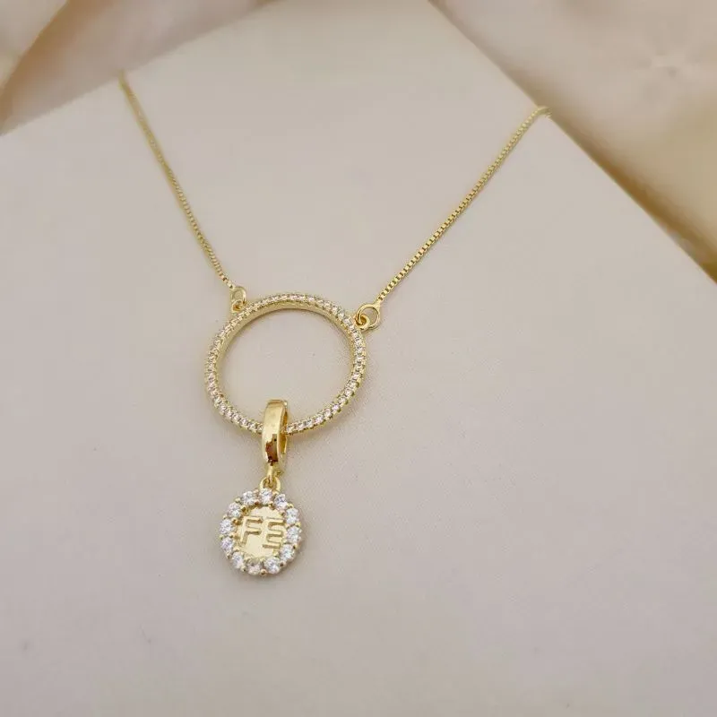 Colar circulo zirconia com pingente fé