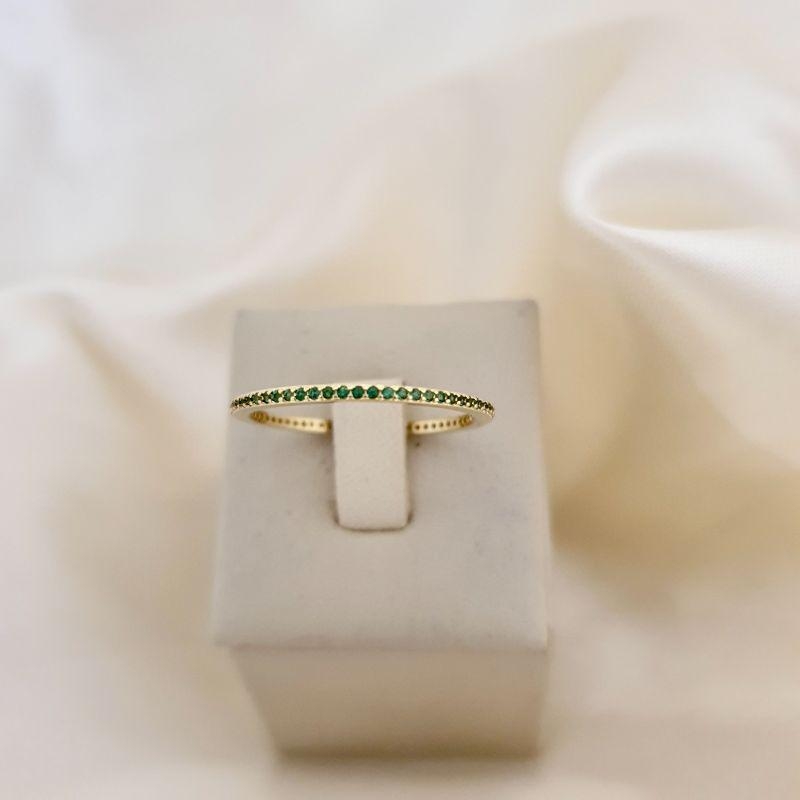Anel aparador zirconia verde