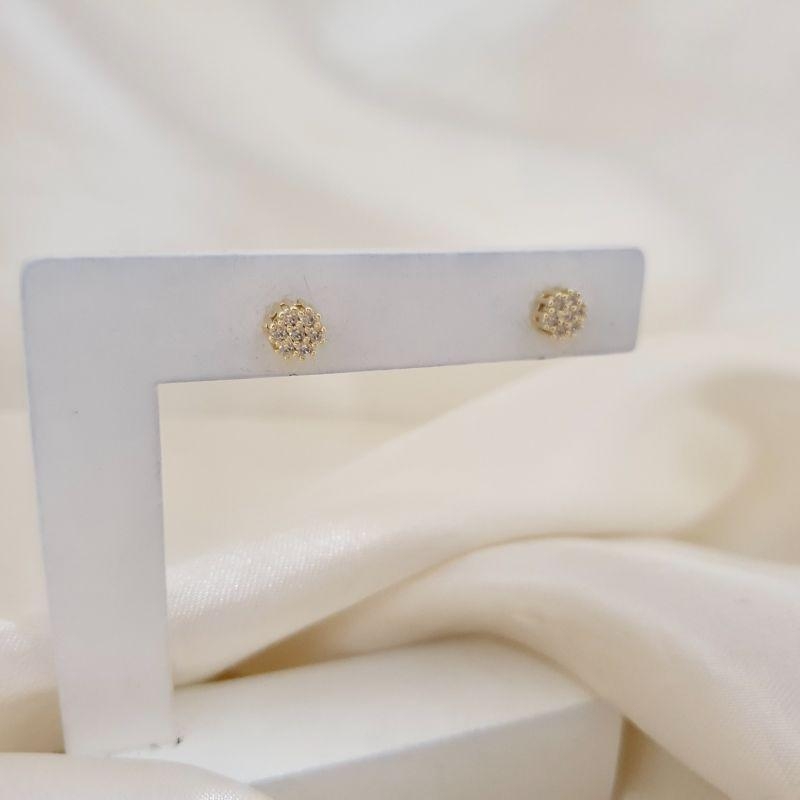 Brinco flor zirconias