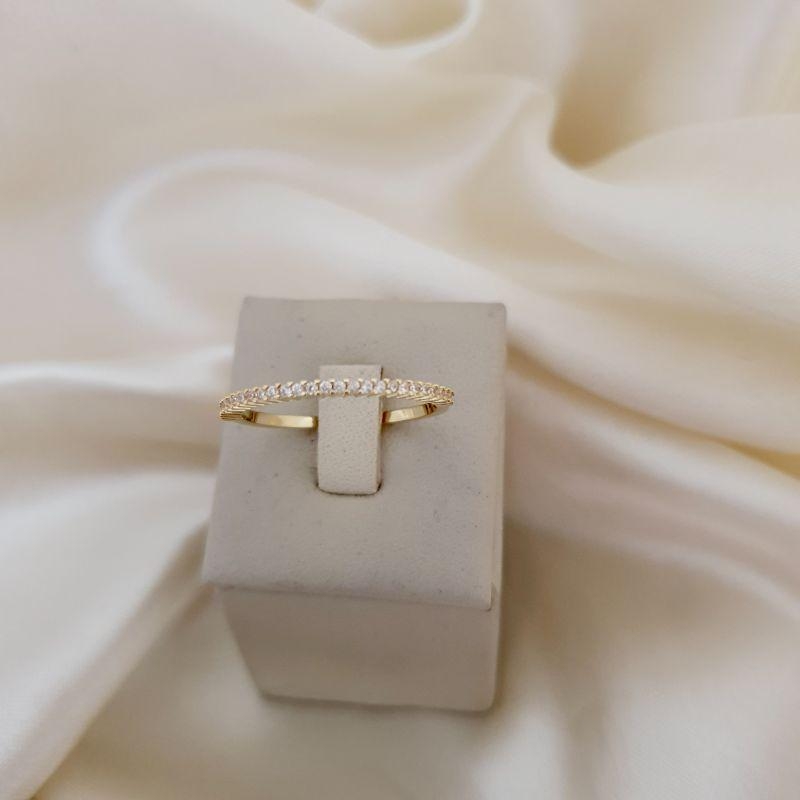 Anel aparador zirconias