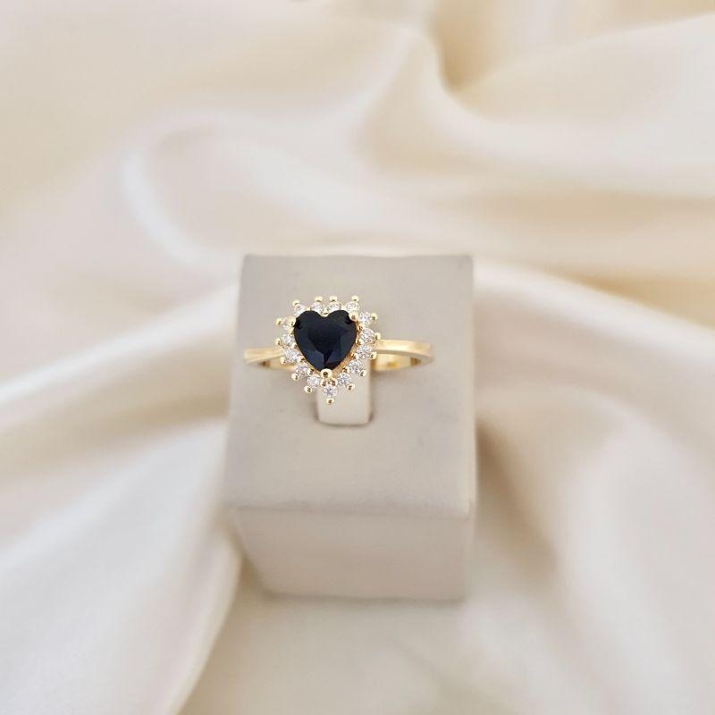 Anel coração zirconia preto cravejado contorno