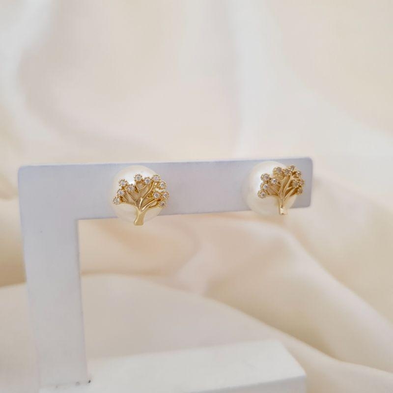 Brinco arvore da vida zirconias com perola