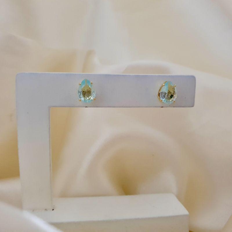 Brinco zirconia gota azul claro