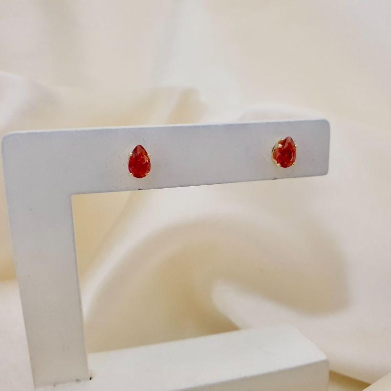 Brinco zirconia gota rosa