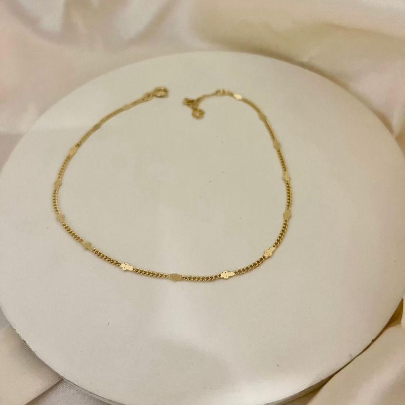 Tornozeleira elo achatado cruz