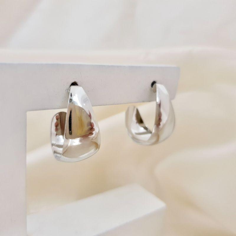 Brinco ródio argola gota