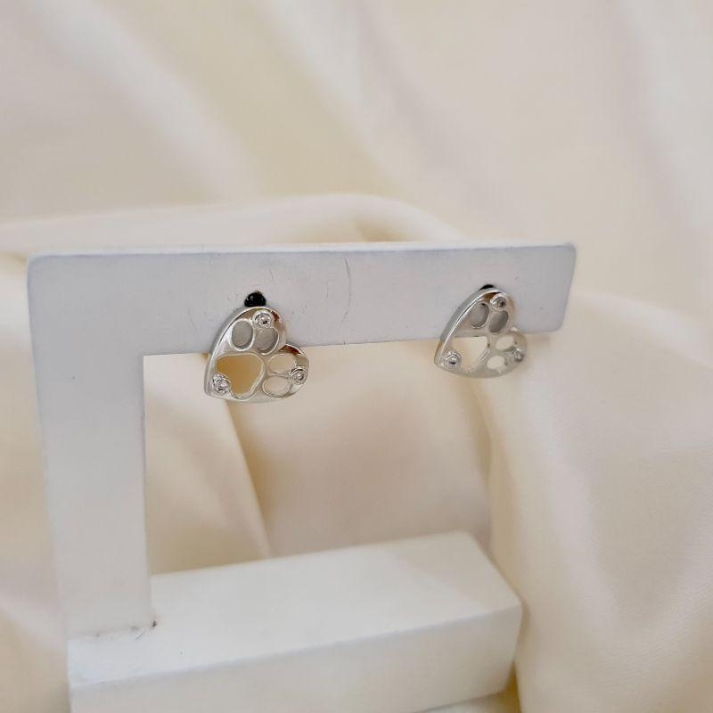 Brinco ródio coração com patinha