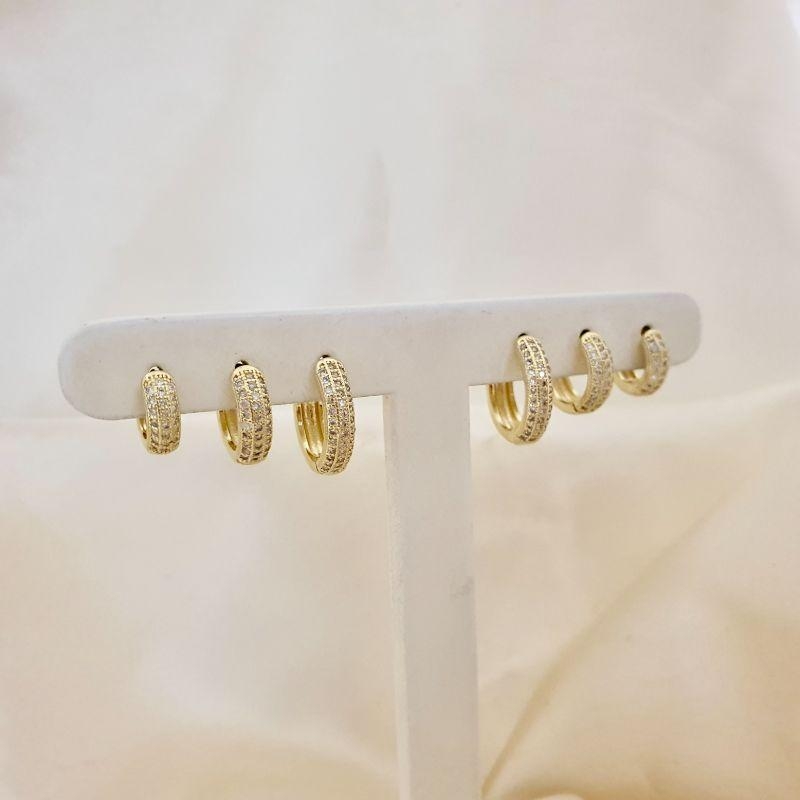 Brinco trio argola click 3 fileiras zirconia