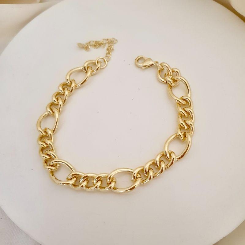 Pulseira elos maiores e menores